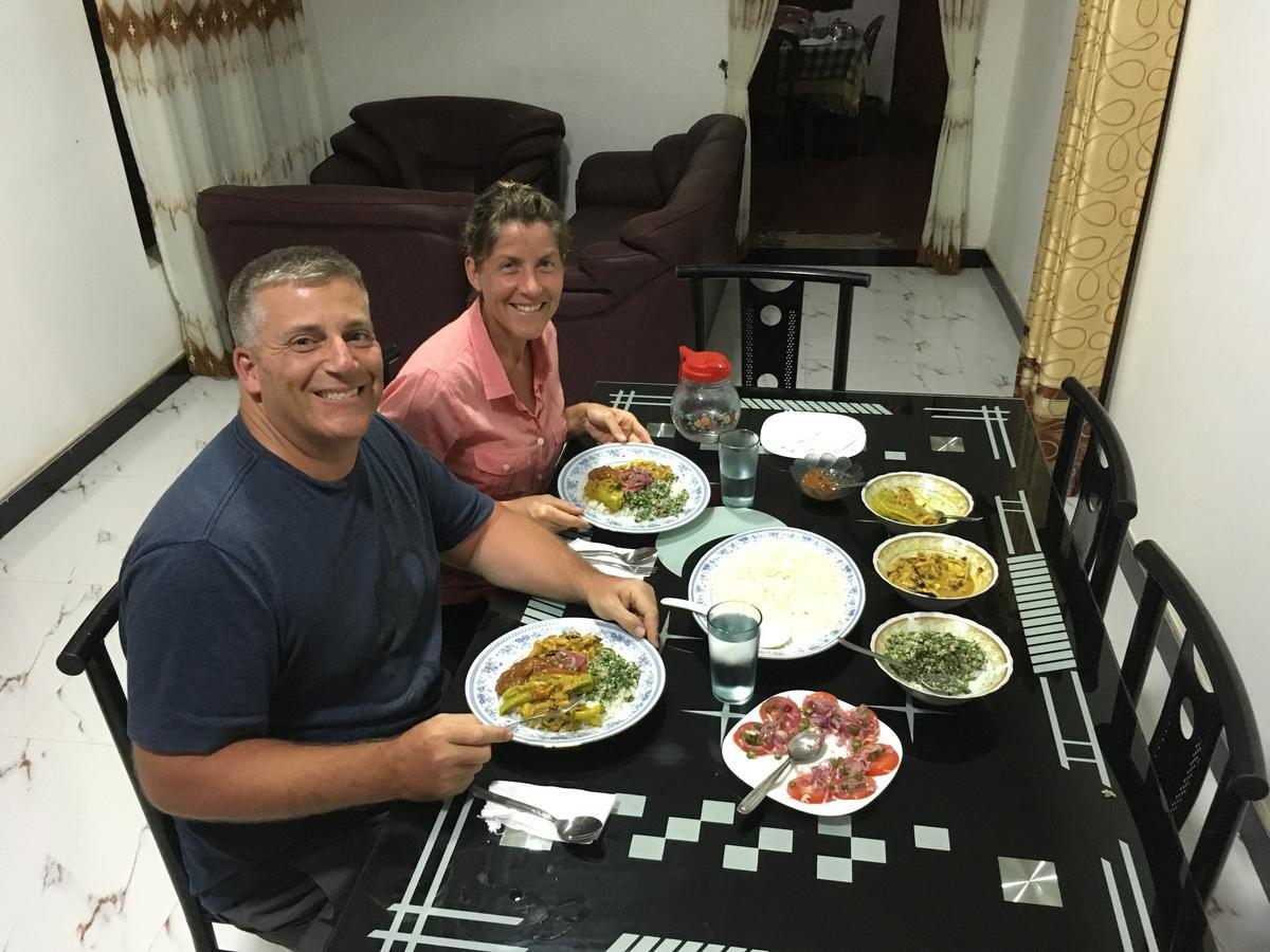 Maneesha Guest House Уелигама Екстериор снимка